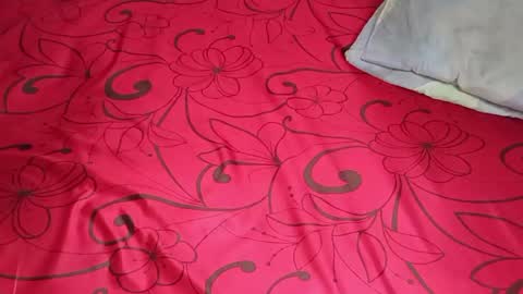 bossetassy online show from April 19, 2026, 10:36 am