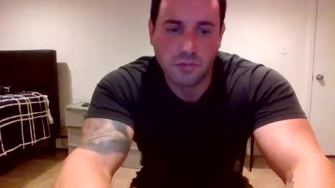 The Italian Boss  online show from November 15, 2025, 12:30 am