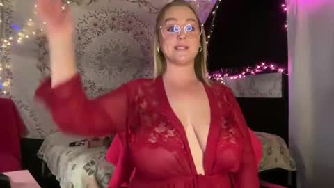 Snapshot of bossmomma chatting on February 21, 2026, 12:22 am BossMom online show from February 21, 2026, 12:22 am