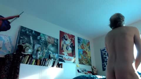 Bottomboo7 online show from March 7, 2025, 1:07 pm