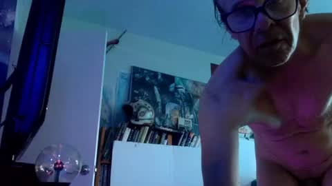 Bottomboo7 online show from July 20, 2026, 1:02 pm