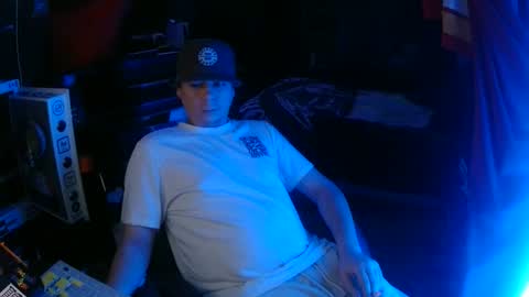 Bowerboi1217 online show from November 30, 2025, 3:10 am