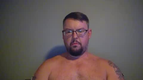 bowtieguy84 online show from September 15, 2025, 1:49 am