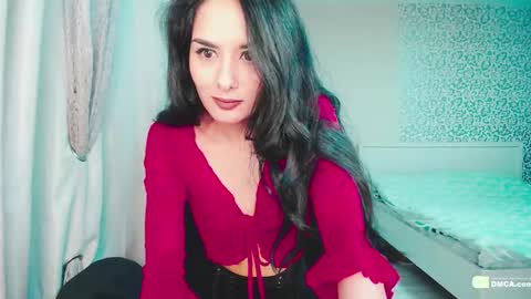 Helen  online show from December 17, 2024, 2:44 pm