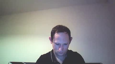 boy62 online show from December 9, 2024, 7:28 am
