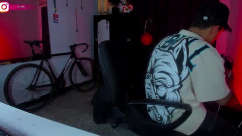 boy_nauthy online show from February 8, 2025, 5:40 am