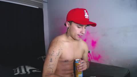 boy_nauthy online show from September 18, 2025, 10:45 pm