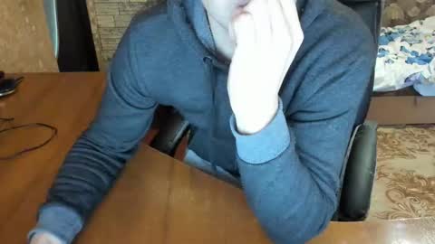 BoyApollon online show from November 26, 2025, 10:49 am