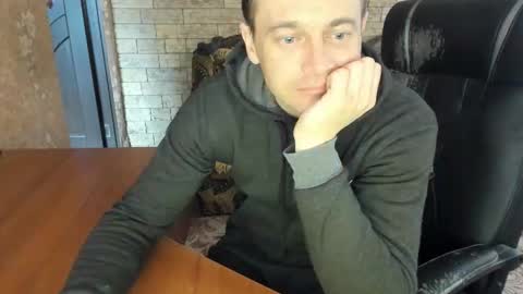 BoyApollon online show from March 3, 2026, 5:57 am