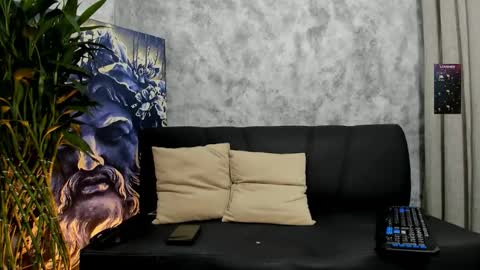 boyc02_ online show from November 6, 2025, 12:33 am