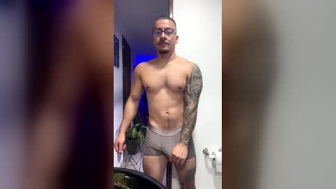 boyc02_ online show from April 20, 2026, 2:25 am