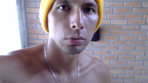 Boy online show from October 13, 2025, 3:01 pm