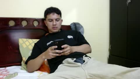 boyfit2023 online show from February 1, 2026, 3:27 am