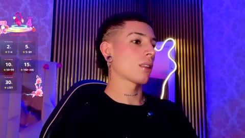 boyfox_tay online show from May 25, 2026, 3:45 am