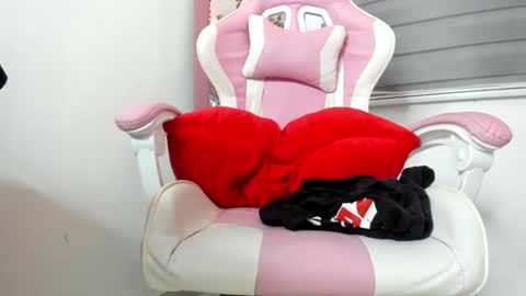 boyhornysex55 online show from October 16, 2025, 6:53 pm