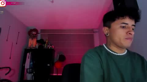 miguel  online show from February 1, 2025, 2:16 am