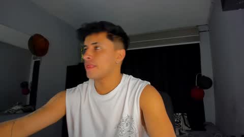 miguel  online show from March 10, 2025, 4:49 am