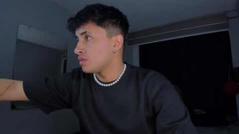 miguel  online show from March 12, 2025, 3:02 am