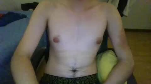 boylovesbears2 online show from December 28, 2024, 2:54 am