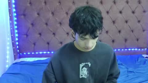 ALEX - TAYLER  -MIKE online show from December 9, 2024, 5:30 pm