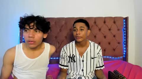 ALEX - TAYLER  -MIKE online show from February 1, 2026, 1:04 am