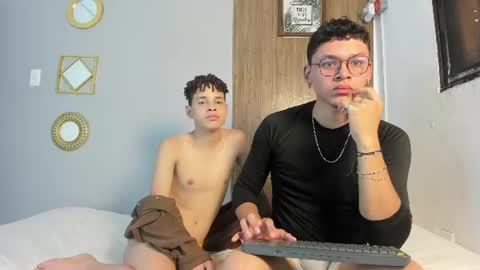 ALEX - TAYLER  -MIKE online show from July 28, 2026, 7:26 pm