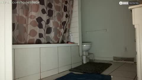 boysetsfire34 online show from October 15, 2025, 4:56 am