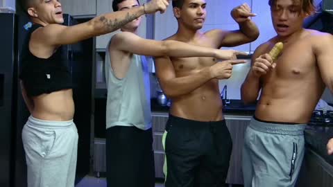 Angelo Mark Fernando Taylor online show from January 30, 2025, 5:49 pm