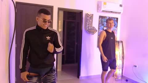 Angelo Mark Fernando Taylor online show from November 11, 2025, 11:32 am