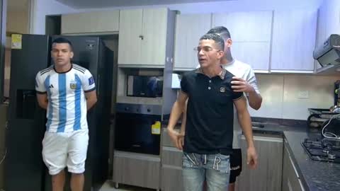 Angelo Mark Fernando Taylor online show from December 21, 2025, 11:39 am