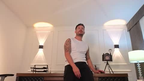 boysonfiree online show from November 3, 2025, 11:44 am