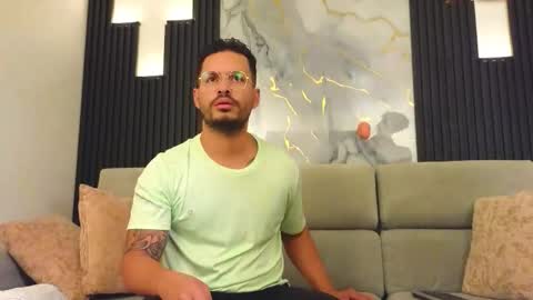 boysonfiree online show from November 15, 2025, 11:29 am