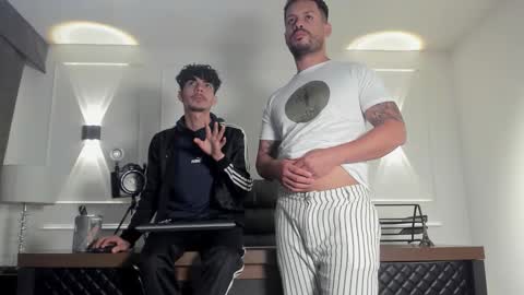 boysonfiree online show from November 24, 2025, 11:54 am