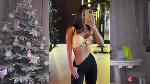 Lana  online show from January 10, 2026, 3:52 am