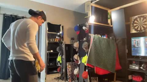 Snapshot of brad_bounce chatting on May 20, 2026, 7:53 pm Brad Ballsy online show from May 20, 2026, 7:53 pm