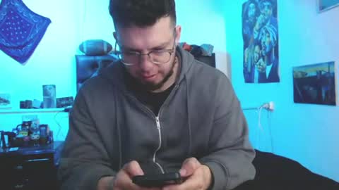 Snapshot of brad_hot_boy chatting on July 17, 2026, 4:12 pm brad hot boy online show from July 17, 2026, 4:12 pm