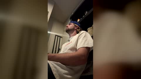 braden_thompson2012 online show from April 14, 2026, 5:46 am