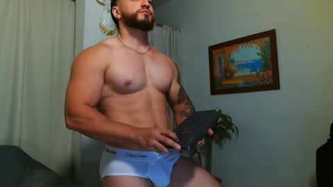 Snapshot of bradley_martinez chatting on May 9, 2026, 11:43 pm Bradley Martinez online show from May 9, 2026, 11:43 pm