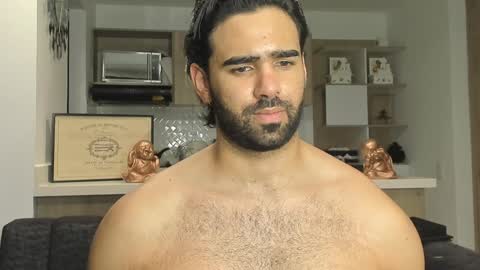 bradleymartin7 online show from January 4, 2025, 11:17 pm