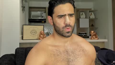 bradleymartin7 online show from January 13, 2025, 3:56 am