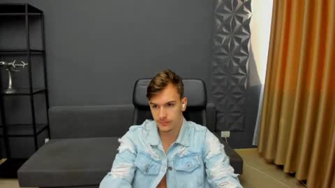 BradyFlint online show from April 24, 2026, 4:37 am