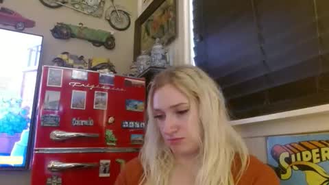 i am a naughty jedi knight online show from April 18, 2026, 9:04 pm