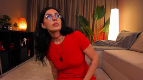 Lunaria online show from April 9, 2026, 3:28 am