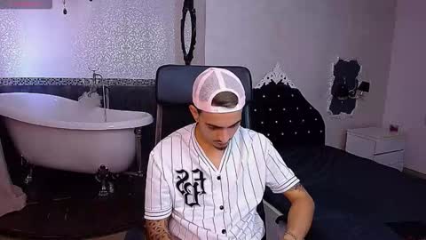 BrandonTateX online show from September 15, 2025, 9:53 am