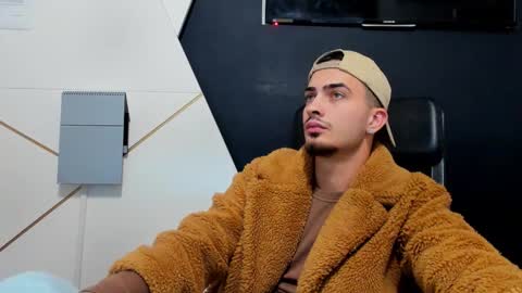 BrandonTateX online show from December 18, 2025, 7:25 am