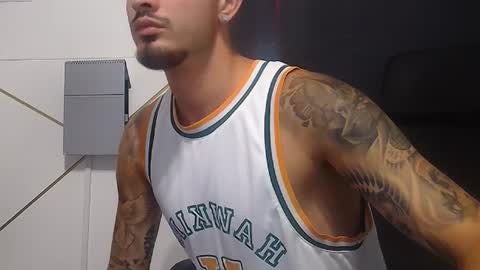 Snapshot of brandontatex chatting on July 22, 2026, 6:49 am BrandonTateX online show from July 22, 2026, 6:49 am