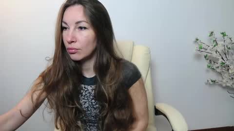 Brandy Gem online show from April 22, 2026, 7:44 am