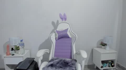 I am your sweet whore online show from March 15, 2026, 6:47 pm