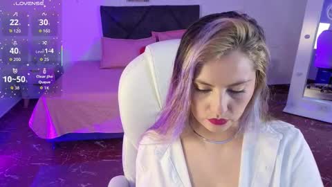 BRANDY  online show from November 23, 2025, 4:34 am