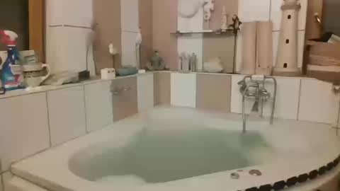 Snapshot of brate1899 chatting on March 12, 2026, 1:28 pm brate1899 online show from March 12, 2026, 1:28 pm